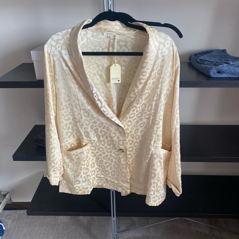 Boutique silk blazer!